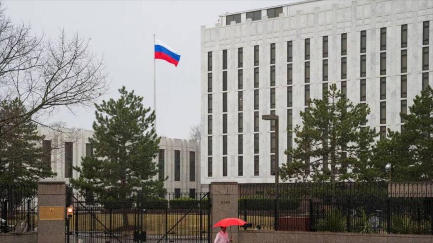 Edificio de la embajada de Rusia en Washington, EE.UU., 22 de febrero de 2022. (Foto: Reuters)