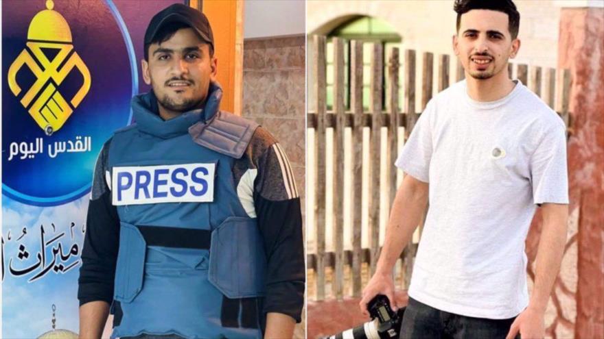 Los periodistas palestinos asesinados Bilal Mohammed Rajab (izq.) y Baraa Ali Daghish. (Foto vía redes sociales)
