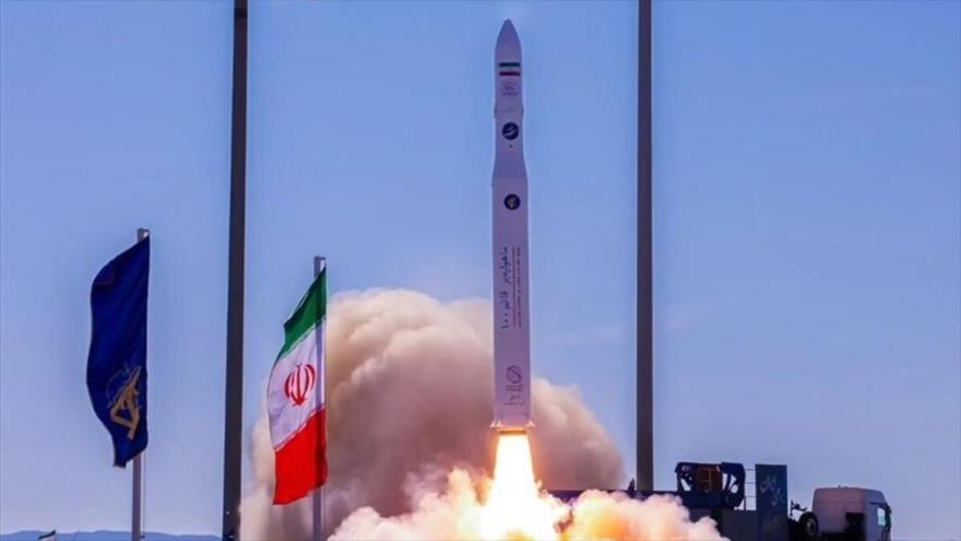 Irán lanzará dos satélites al espacio a bordo del cohete ruso Soyuz | HISPANTV