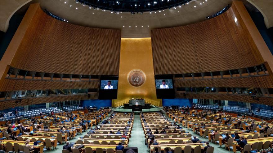 El primer ministro de Malasia, Anwar Ibrahim, ofrece discurso en una reunión de la Asamblea general de la ONU.