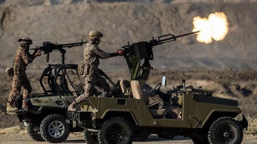 Las Fuerzas iraníes en ejercicio de los guardias de seguridad en el sur de Sistán y Baluchistán.