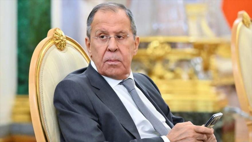 El canciller ruso, Serguéi Lavrov, durante una reunión con el presidente ruso, Moscú, Rusia, 8 de octubre de 2024. (Foto: EFE)