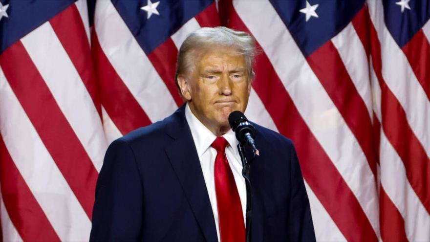 Donald Trump durante un evento de la noche de las elecciones en el Centro de Convenciones de Palm Beach en Florida, 6 de noviembre de 2024.