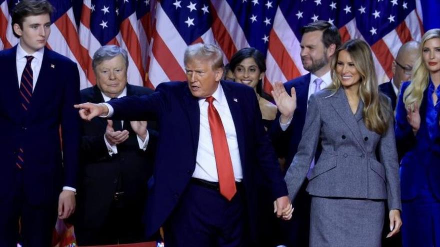 El candidato republicano, Donald Trump, celebra su triunfo en las elecciones presidenciales, 6 de noviembre de 2024 