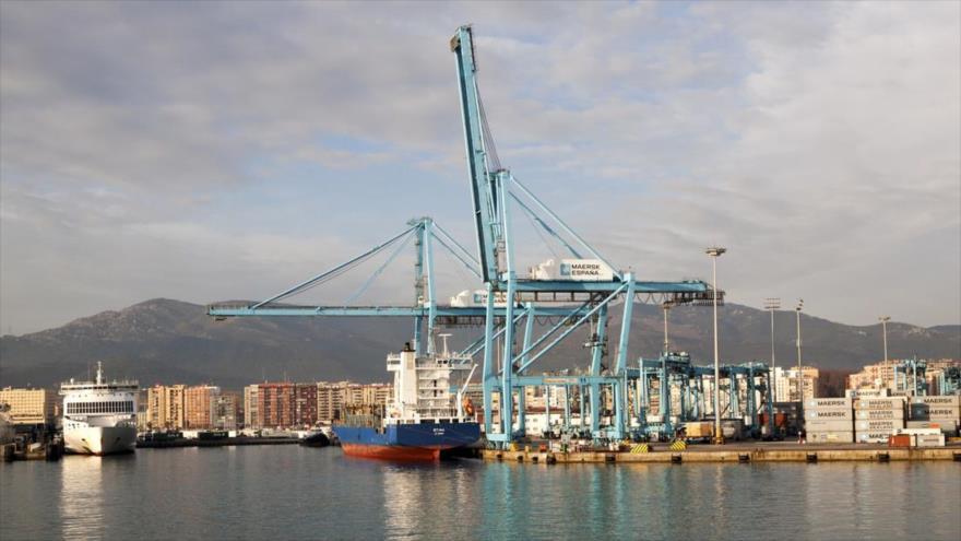 Barcos en el puerto de Algeciras, España. (foto: Getty images)