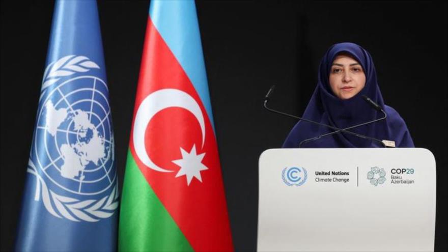 La vicepresidenta iraní y jefa del Departamento de Medio Ambiente, Shina Ansari, en COP29, Azerbaiyán, 13 de noviembre de 2024.