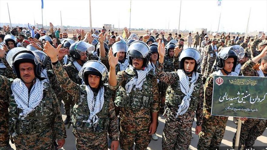 Ejercicios militares a gran escala ‘Hacia Al-Quds’ de la Fuerza Basich de Irán en Ahvaz, provincia de Juzestán, 22 de noviembre de 2024. (Foto: IRNA)