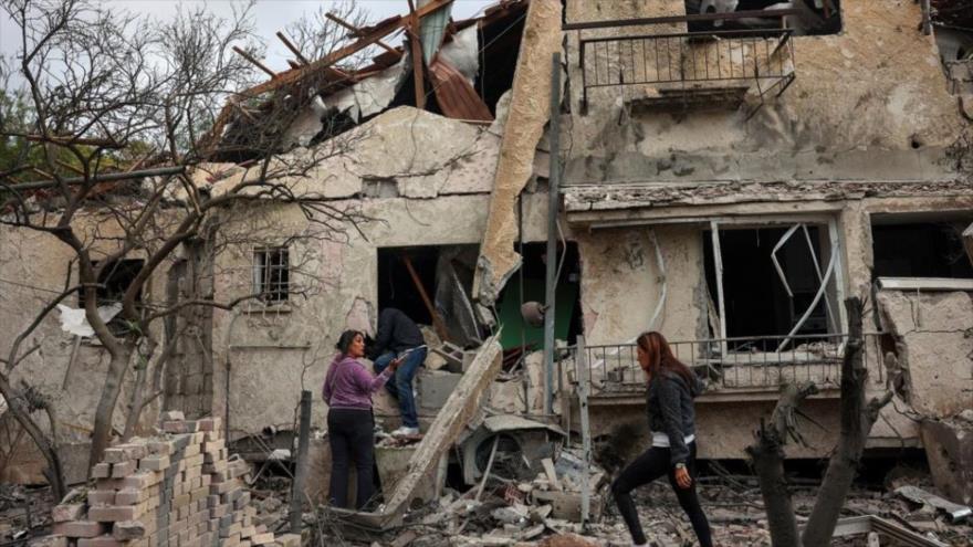 Destrozos en el norte de los territorios ocupados por Israel tras el lanzamiento de misiles desde el Líbano. (Foto: Reuters)