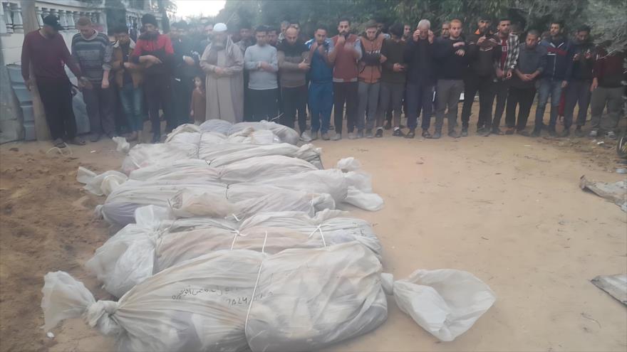 Foto de los mártires en dos masacres israelí en Beit Lahiya, al norte de la Franja de Gaza, 29 de noviembre de 2024.