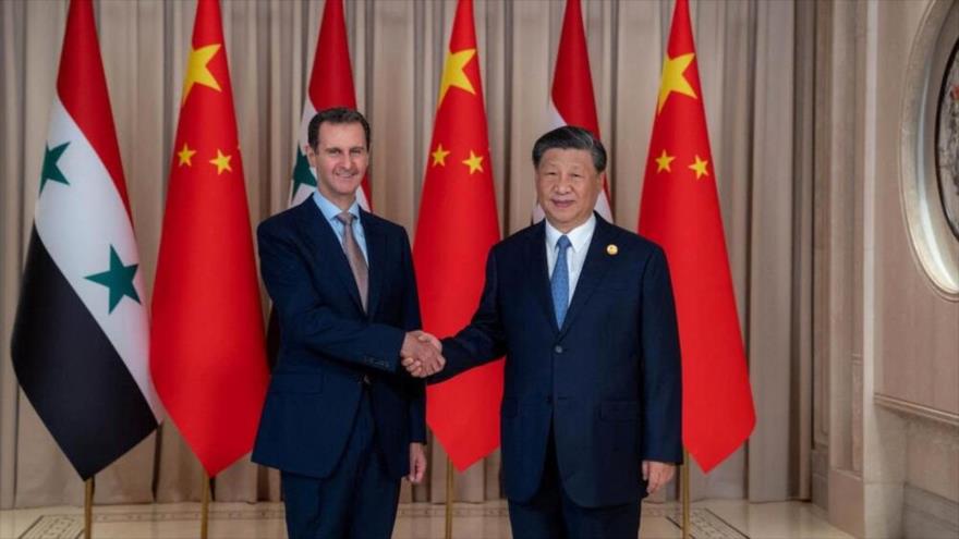 El presidente chino, Xi Jinping, se reúne con su par sirio, Bashar al-Asad, en la ciudad oriental de Hangzhou, China, 22 de septiembre de 2023. (Foto: SANA)