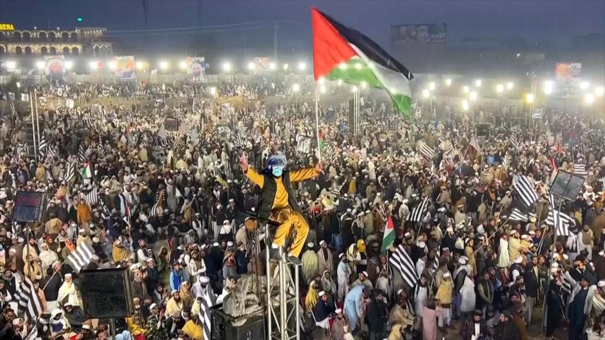 Manifestantes paquistaníes se solidarizan con el pueblo palestino