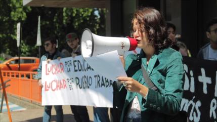 Lucro educacional genera masivos despidos en universidades de Chile