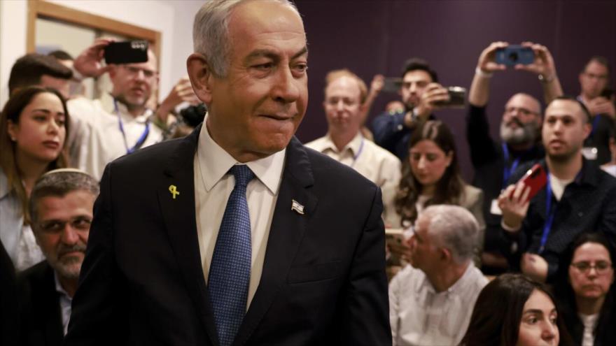 El primer ministro israelí, Benjamín Netanyahu, comparece ante una corte de distrito en Tel Aviv, 10 de diciembre de 2024.