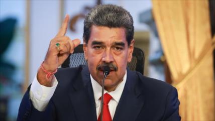 Maduro: Procesos electorales “burgueses” son “una farsa”