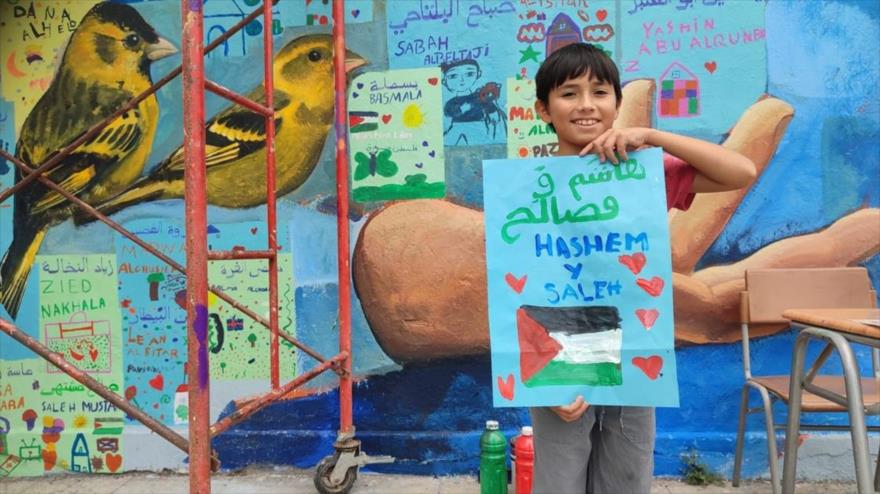 Mural en solidaridad con niños de la Franja de Gaza.