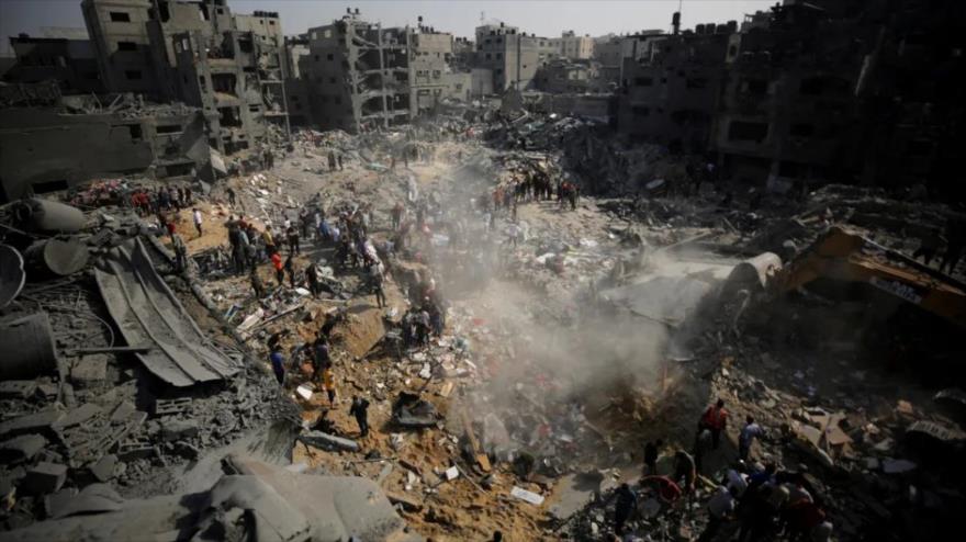 Destrucción causada por un ataque israelí en el campo de refugiados de Yabalia, norte de Gaza.