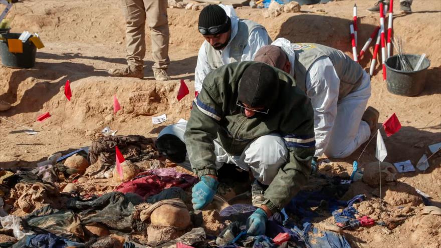 Irak exhuma restos de 100 mujeres y niños kurdos asesinados por Sadam