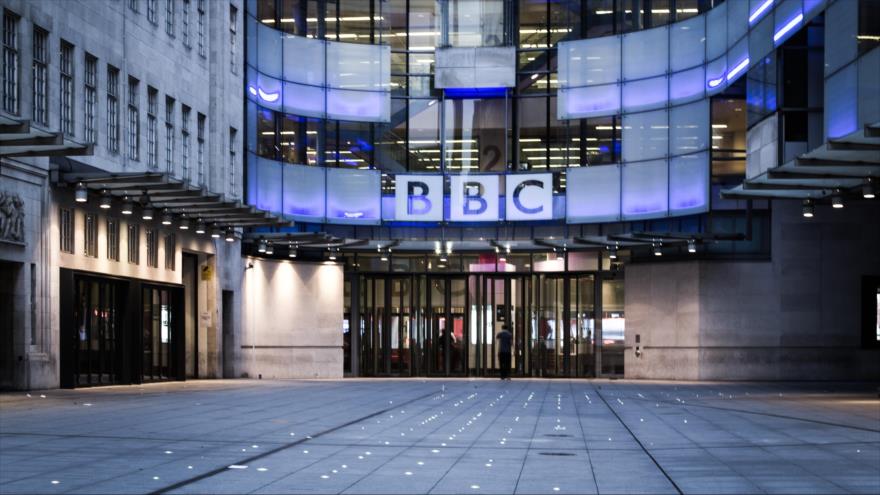 El edificio de BBC, la cadena pública británica.(Foto: AP)