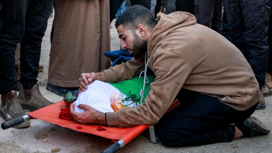 Funeral de la periodista palestina Shatha Sabbagh, de 21 años, asesinada en Yenín