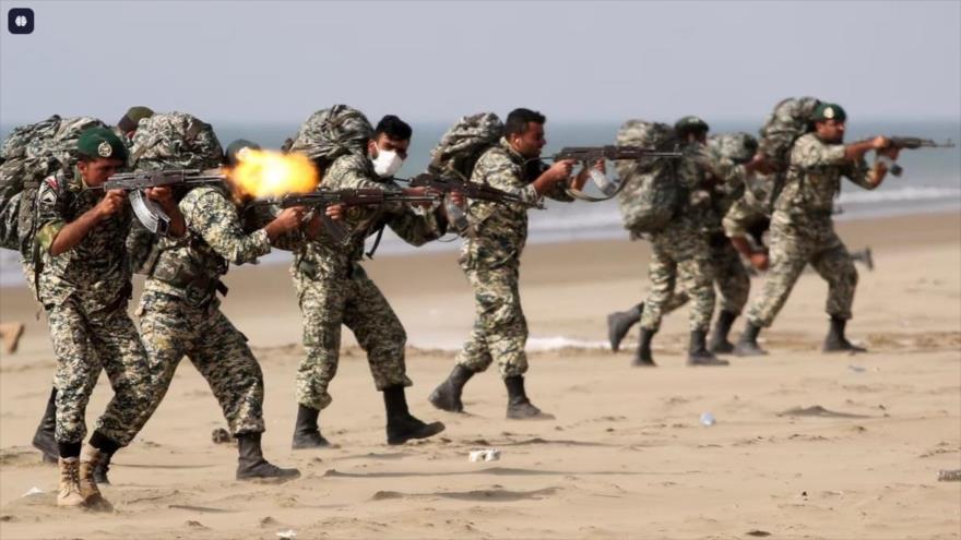 Militares de la Fuerza Terrestre del Cuerpo de Guardianes de la Revolución Islámica (CGRI) de Irán.