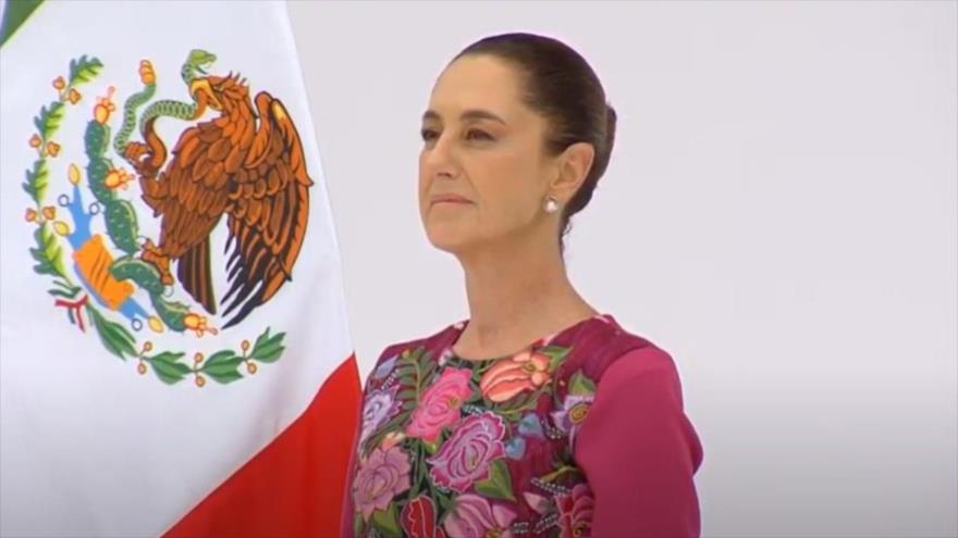 La presidenta de México, Claudia Sheinbaum, en la Plaza de Zócalo, el 12 de enero de 2025. 