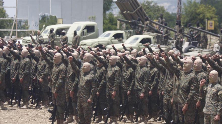 Combatientes del Hezbolá realizan un ejercicio de entrenamiento en el distrito de Jezzine, en el sur del Líbano, 21 de mayo de 2023. (Foto: AP)