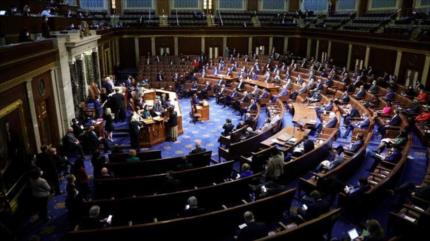 Senado de EEUU aprueba excluir a Siria de Al-Golani de lista de rebeldes