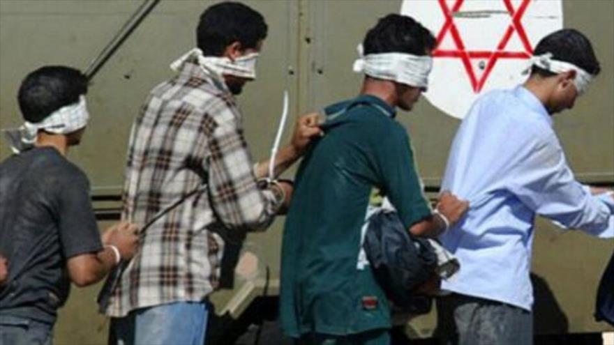 Palestinos detenidos arbitrariamente por las fuerzas de la ocupación.