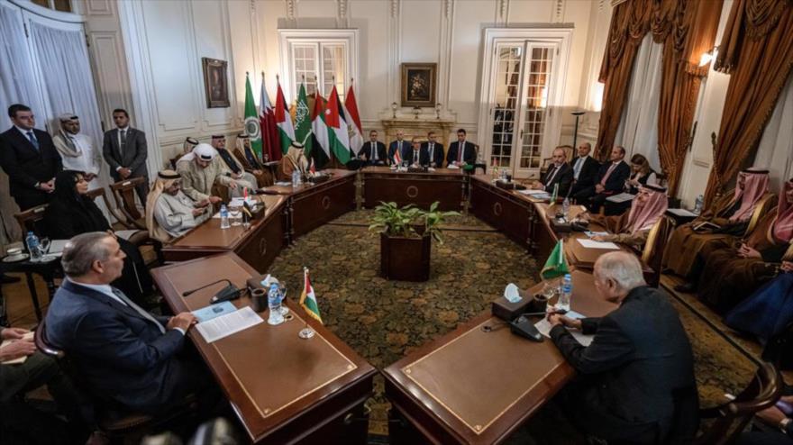 Reunión de 6 países árabes en El Cairo donde rechazan propuesta de Trump sobre traslado forzoso de palestinos de Gaza, 1 de febrero de 2025. (Foto: AFP)