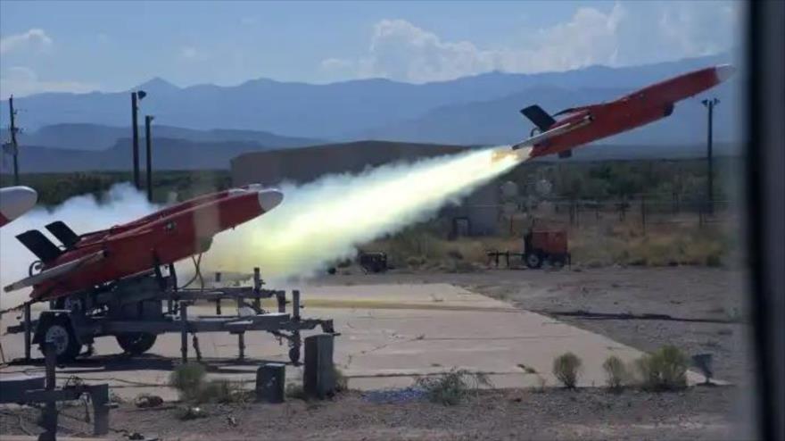 En la foto: Dron aéreo subsónico de vuelo sobre el mar BQM-177A.