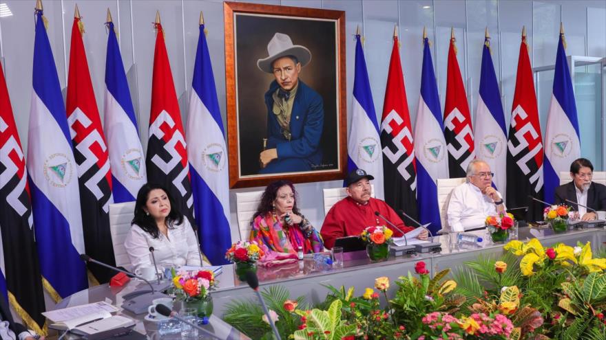 El presidente de Nicaragua, Daniel Ortega (centro), durante su intervención en la XII Cumbre Extraordinaria del ALBA-TCP, 3 de febrero de 2025.