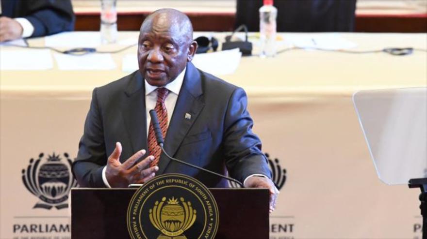 El presidente de Sudáfrica, Cyril Ramaphosa, en su discurso en la apertura de la sesión parlamentaria de 2025 en Ciudad del Cabo, la capital de Sudáfrica, 7 de febrero de 2025.
