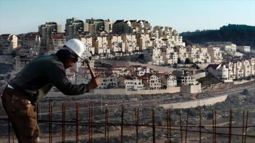 Los asentamientos ilegales son construcciones de comunidades subsidiadas por el régimen israelí en territorios palestinos.