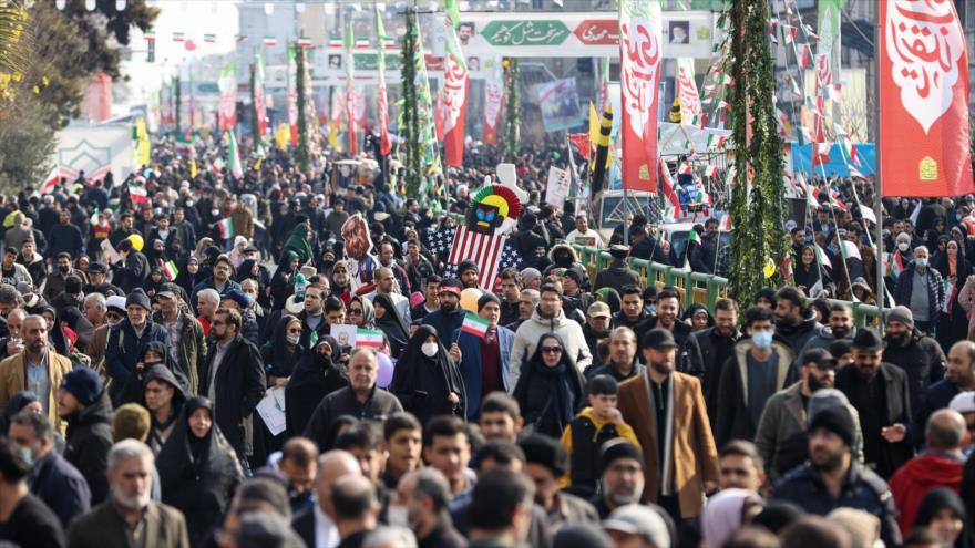 
La participación masiva de iraníes en la ceremonia del 46.° aniversario de la victoria de la Revolución Islámica, Teherán, 10 de febrero de 2025.
