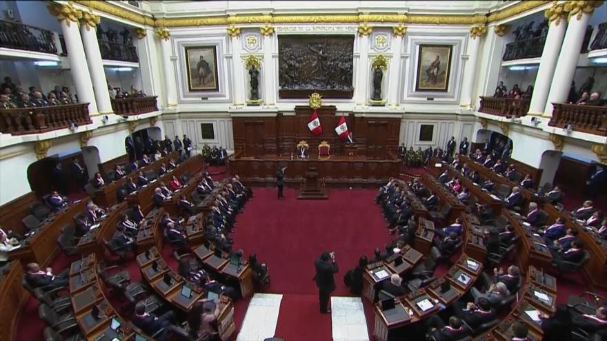 Congreso de Perú aprueba financiamiento privado para partidos políticos