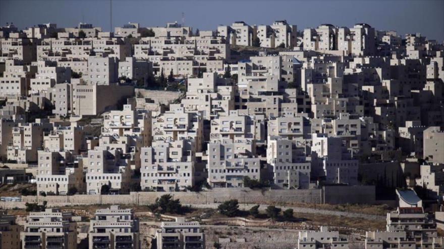 Asentamientos ilegales israelíes vistos desde Beit Lahm (Belén), en Cisjordania ocupada. (Foto: AFP)