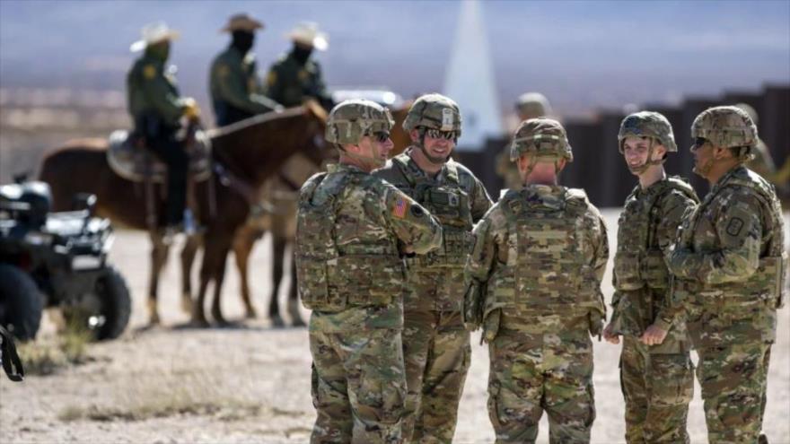 Soldados estadounidenses en Sunland Park, Nuevo México, cerca de la frontera con México, 3 de febrero del 2025.