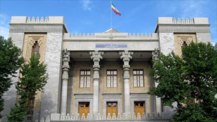 Irán convoca al encargado de negocios de Argentina por caso de AMIA