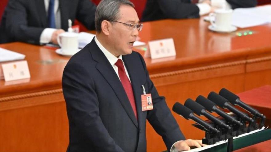 El primer ministro chino, Li Qiang, en la sesión inaugural de la Asamblea Popular Nacional China en Beijing el martes. (Foto: AFP)