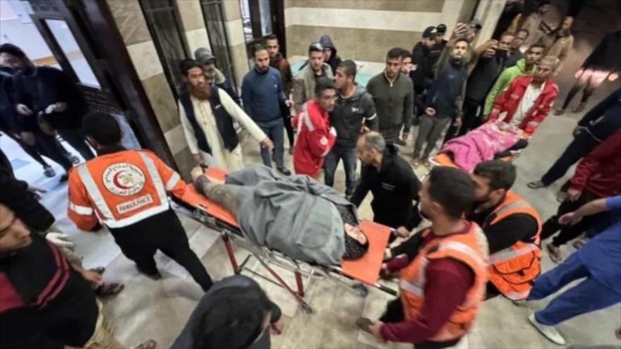 Palestinos heridos son trasladados al Hospital Nasser en Jan Yunis, Gaza, el 18 de marzo de 2025. (Foto: Anadolu)