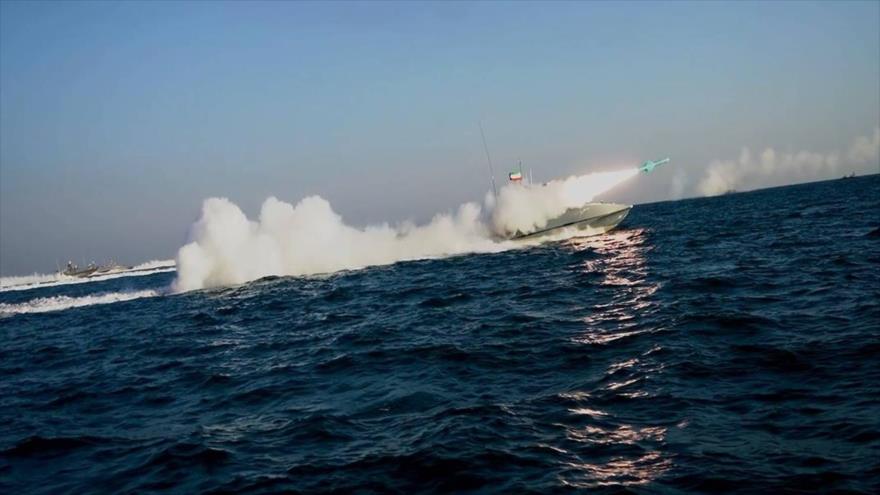 Una maniobra de la Fuerza Naval del Cuerpo de Guardiantes de Irán