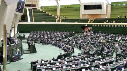 Irán: Amenaza a industria nuclear iraní recibirá respuesta devastadora