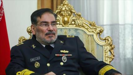 Asesor del Líder: Irán nunca aceptará un acuerdo al estilo de Libia