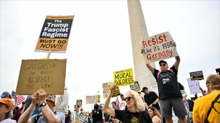 EEUU vive otra jornada de multitudinarias protestas contra Trump