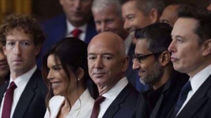 Trump bloquea impuestos a multimillonarios y gigantes tecnológicos