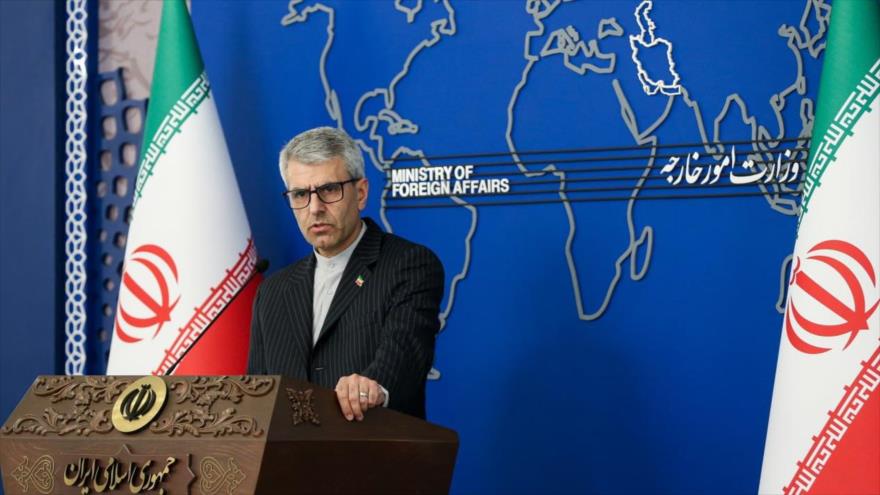 El portavoz de la Cancillería de Irán, Esmaeil Baqai, en una rueda de prensa en Teherán, la capital.
