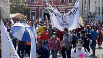 Anuncian paros generales en medio de crisis política en Guatemala