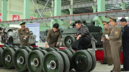 Kim: nuestros tanques ultramodernos impulsarán “segunda revolución”