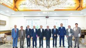 Irán y Pakistán, decididos a estrechar lazos y promover paz regional