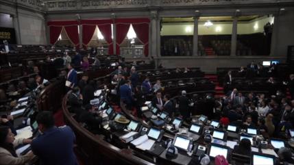 Amenazas sobre Congreso de Guatemala: opositores quieren el poder